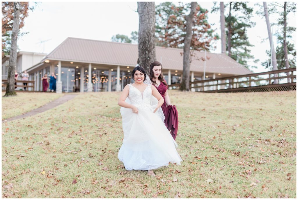 First Look | Lake Tyler Petroleum Club in Tyler TX by East Texas wedding photographer Karina Danielle