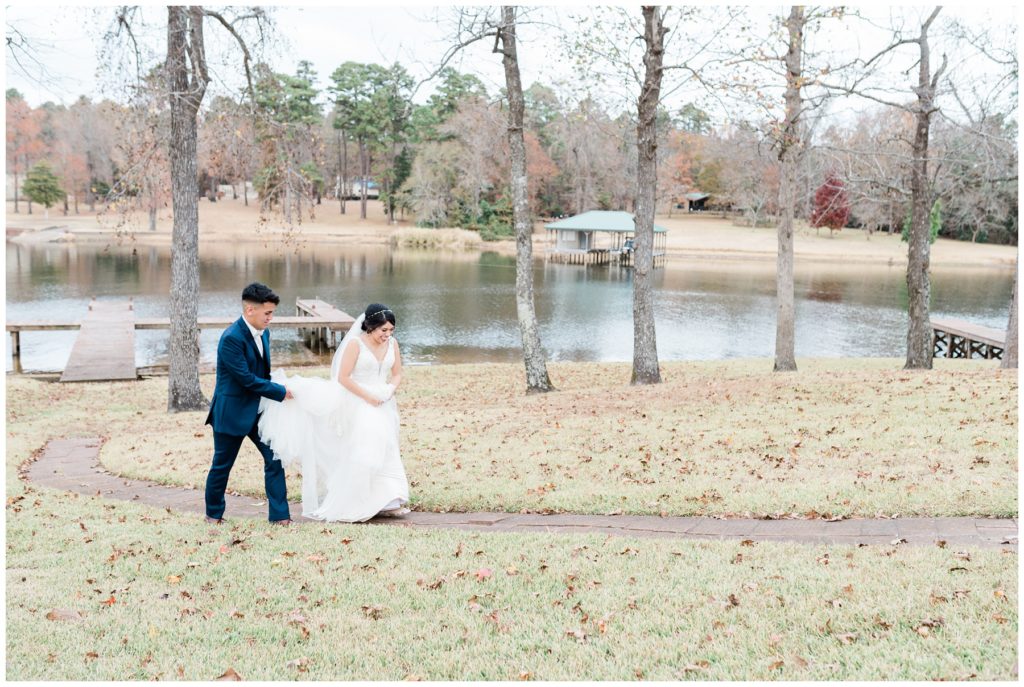 First Look | Lake Tyler Petroleum Club in Tyler TX by East Texas wedding photographer Karina Danielle