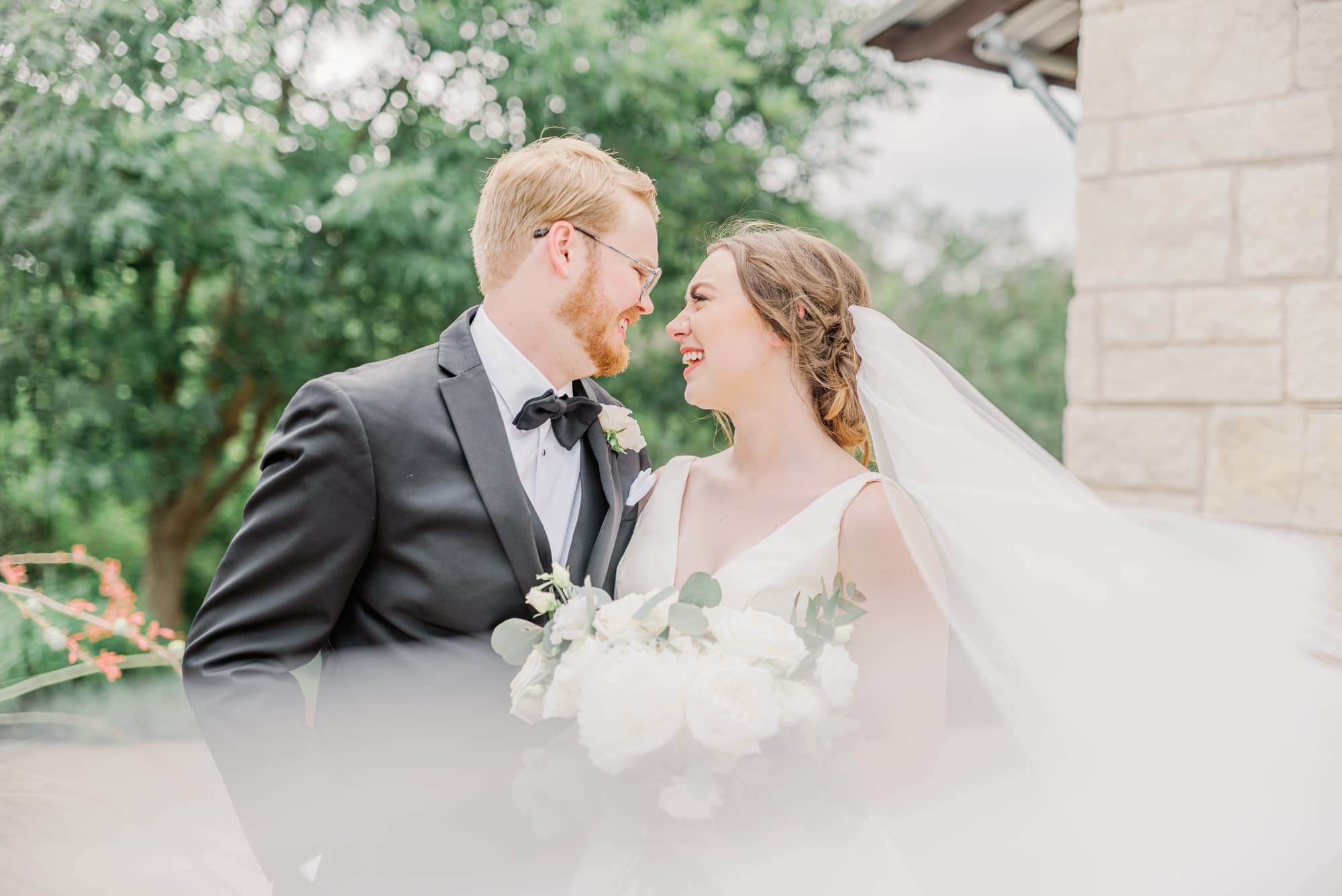 Laughing and Smiling Bride and Groom | Carleen Bright Arboretum in Waco TX by DFW Dallas wedding photographer Karina Danielle Photography